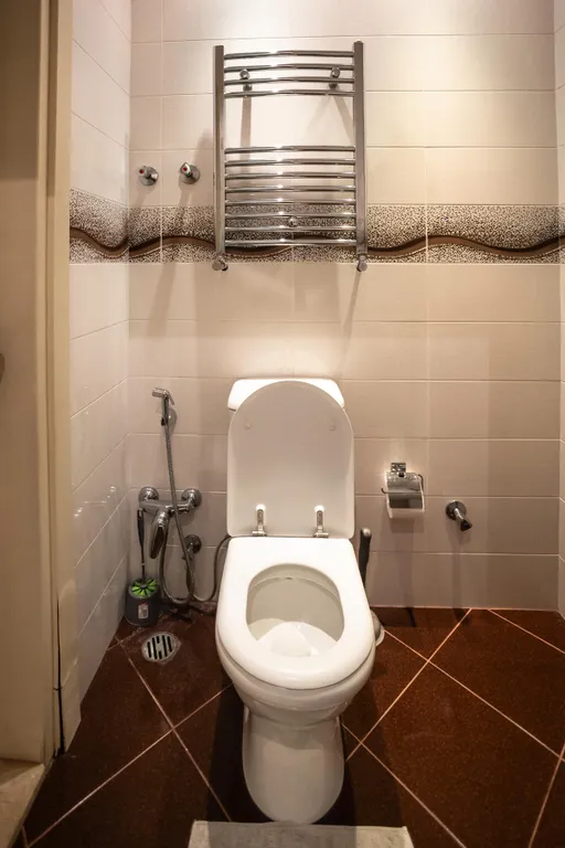 Комфортная квартира на торговой с двумя балконами