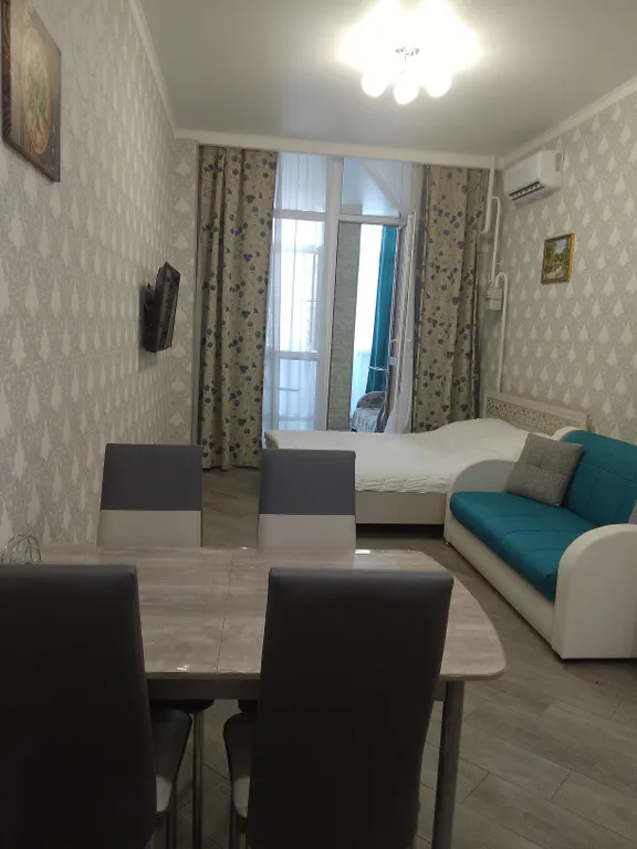 Квартира Квартира Большая уютная студия с терассой — Геленджик