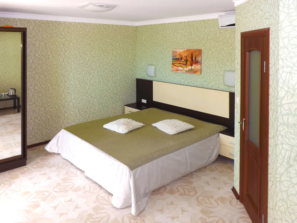 Квартира Комната — аренда посуточно в Морское