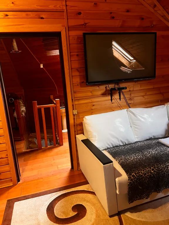 Коттедж Элис в центре с видом на Байкал