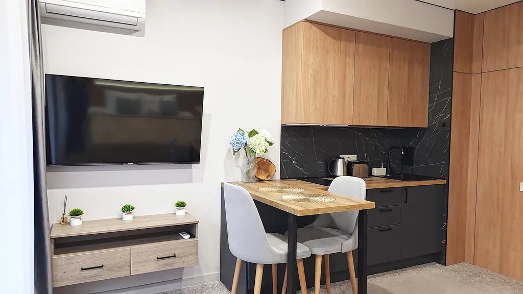 Центр. Студия+бассейн и сауна