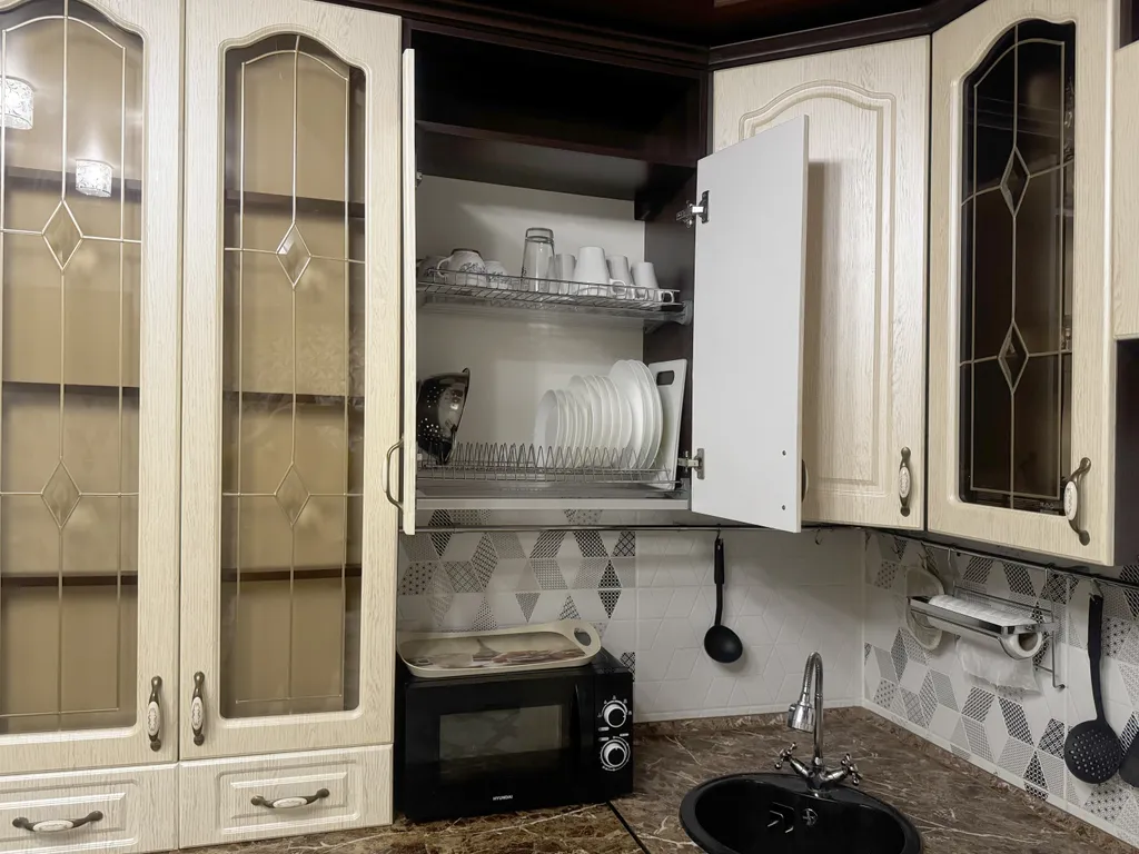 Две спальни в однокомнатной недалеко от  ТЦ "РИО"