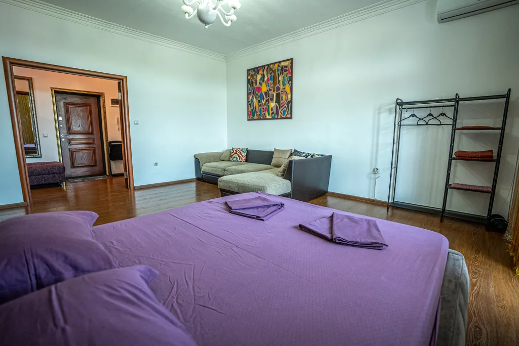 Две спальни два санузла центр набережная