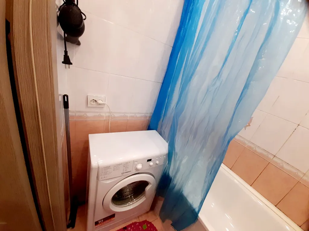 3-х комнатная квартира с хорошим ремонтом, Октябрьский район