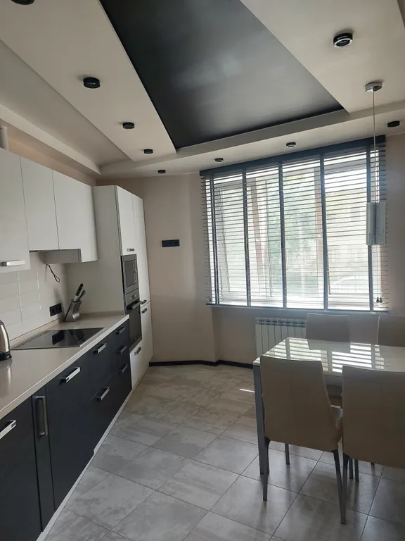 Квартира у моста