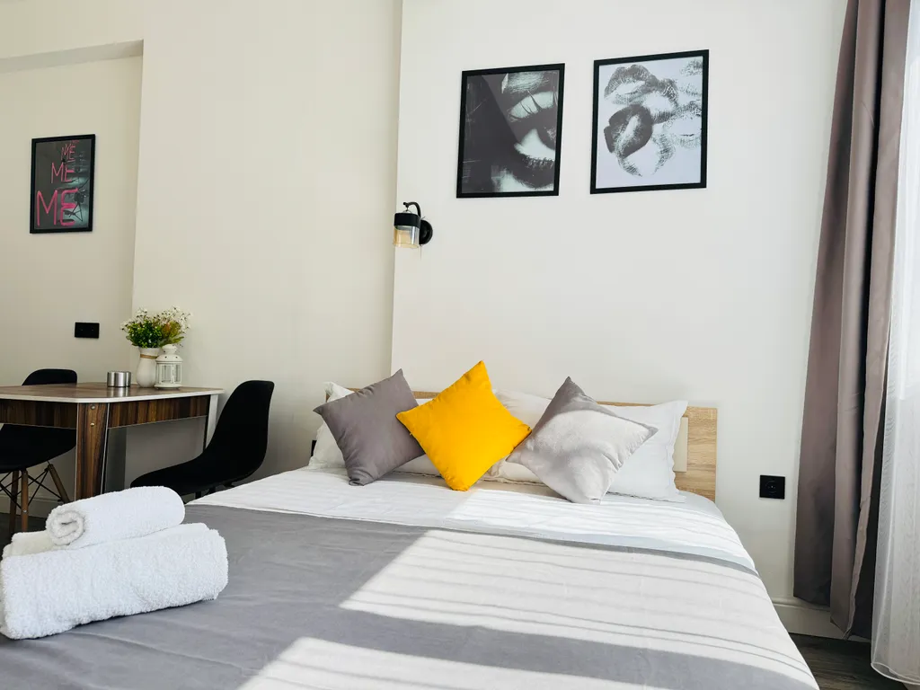 417/1 Grey and Yellow в ЖК Sholpan City