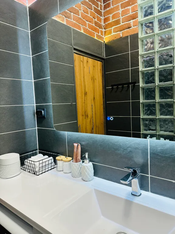 Квартира с отдельным входом в центре города