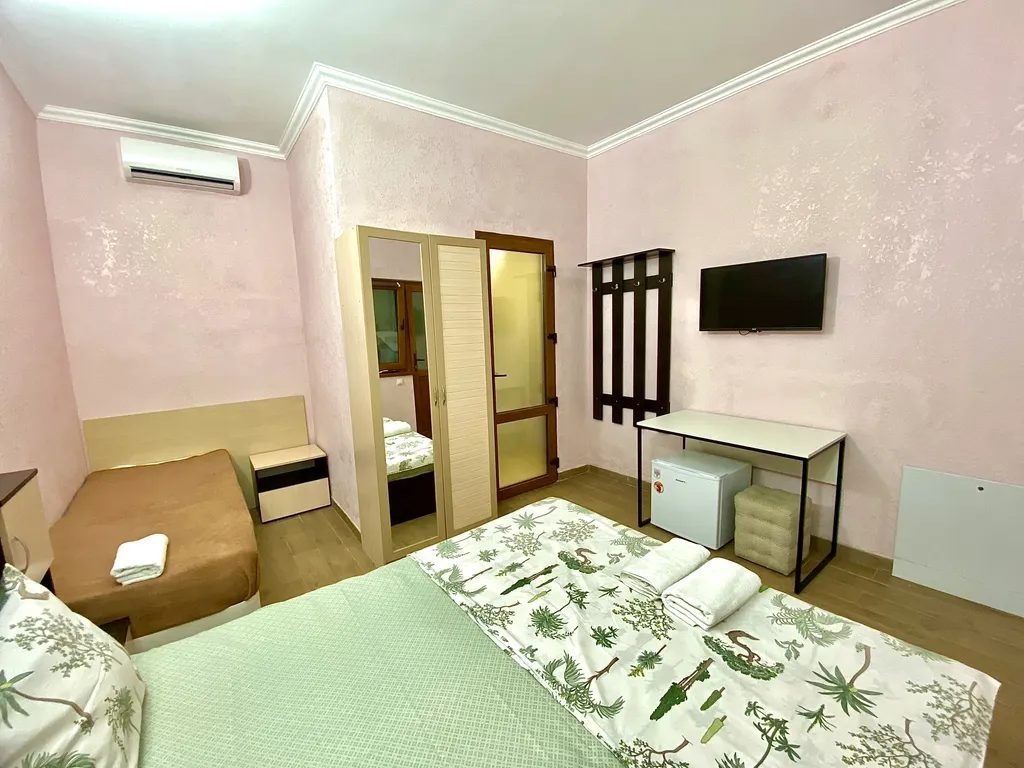 Квартира Квартира Трёхместный номер комфорт у моря — Геленджик