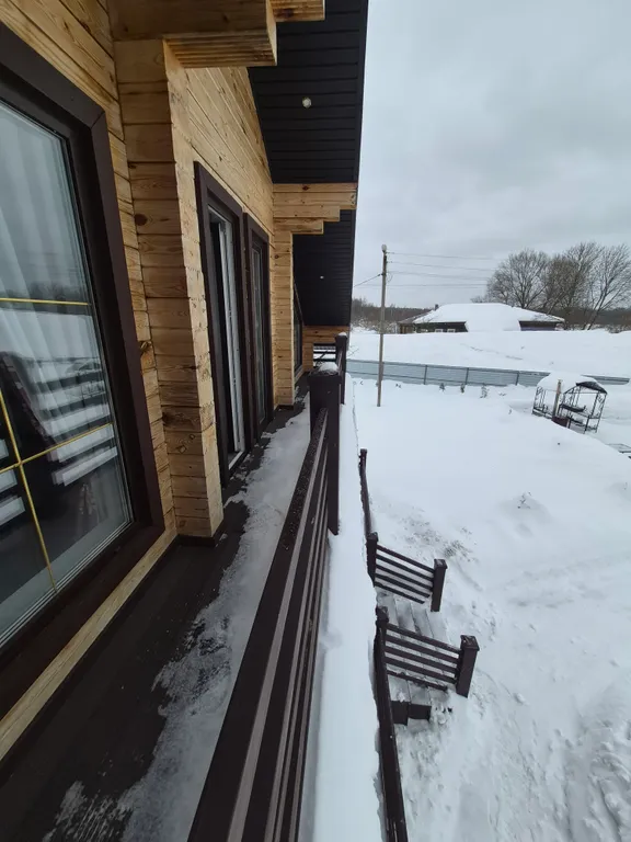 Роскошный деревянный дом