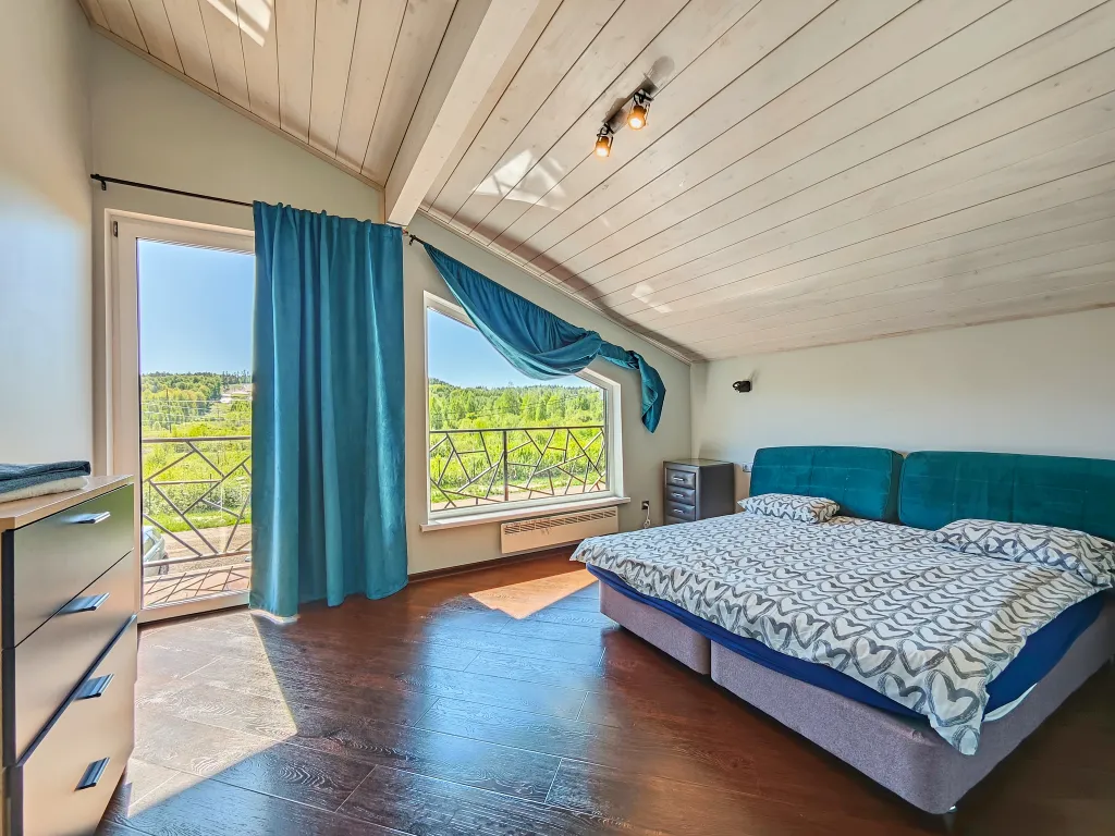 Коттедж Коттедж рядом с Красным озером — Светлое