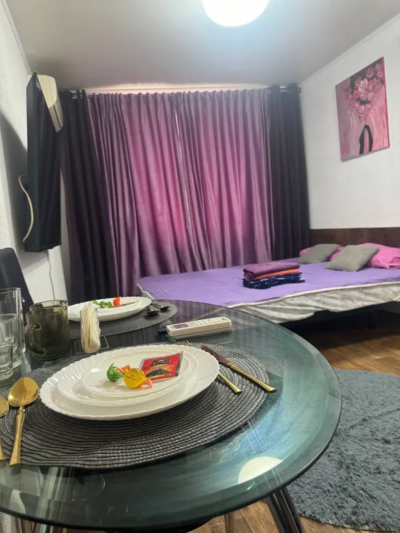 Орхидея рядом с молл мармелад