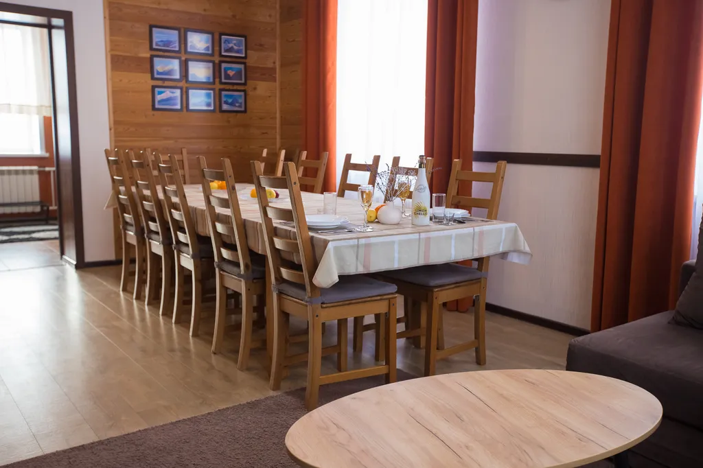 Атмосферное шале для большой компании