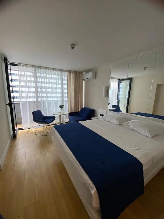 Апартаменты в Орби Сити с видом на море и танцующие фонтаны