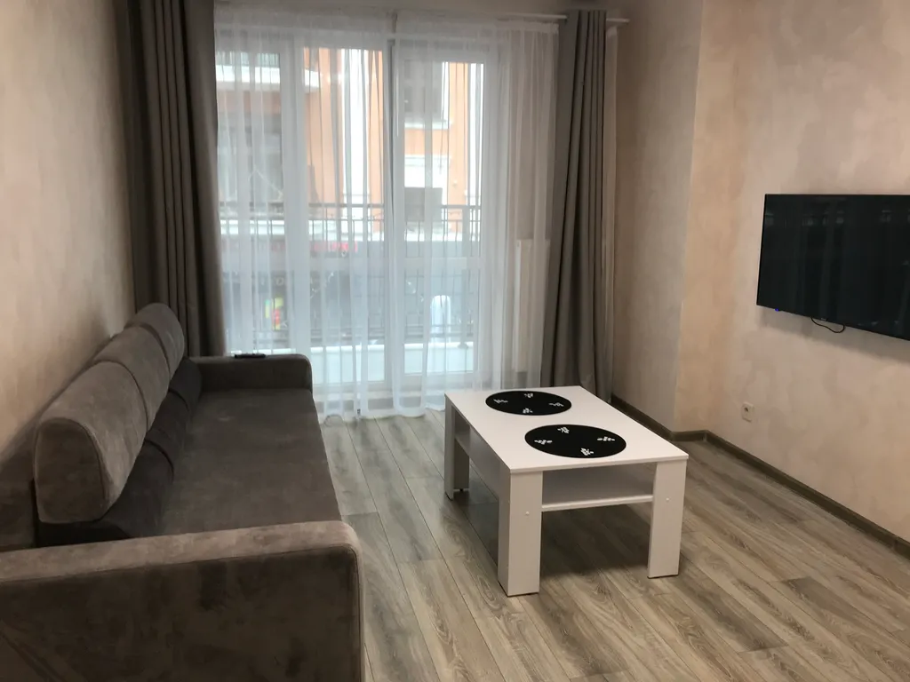 Апартамент с отдельной спальней в центре города