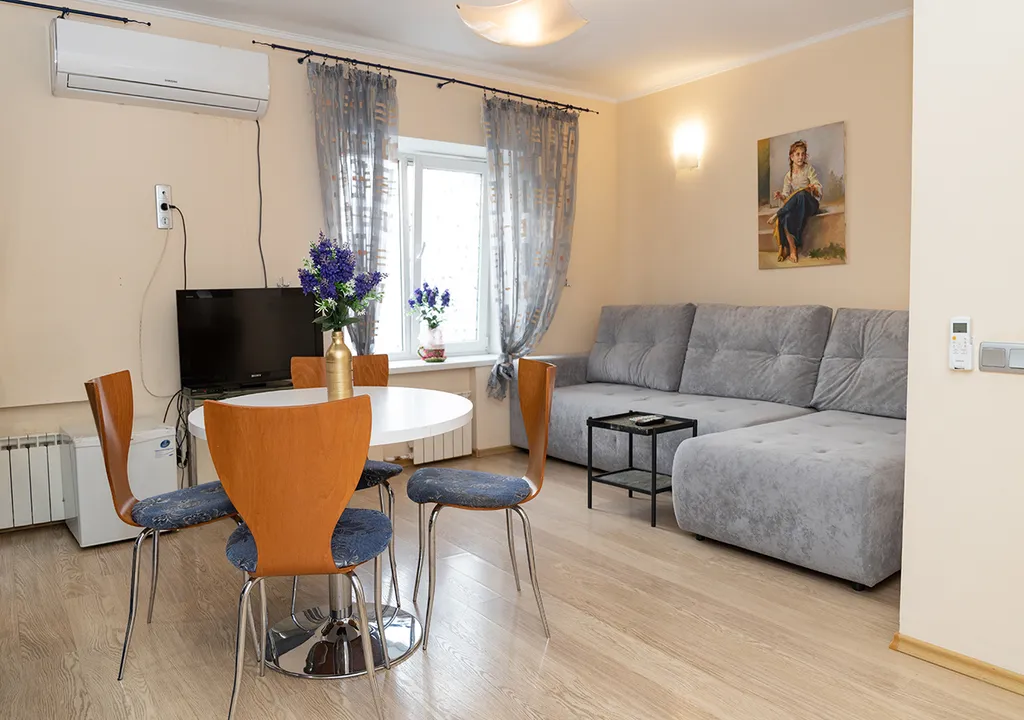 Квартира Уютная квартира Самал 2 — Алматы