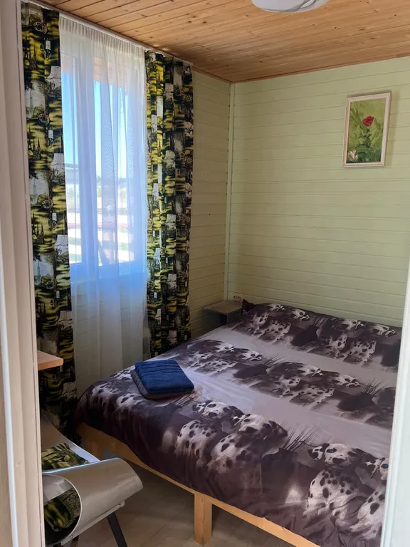 Дом с баней на берегу озера