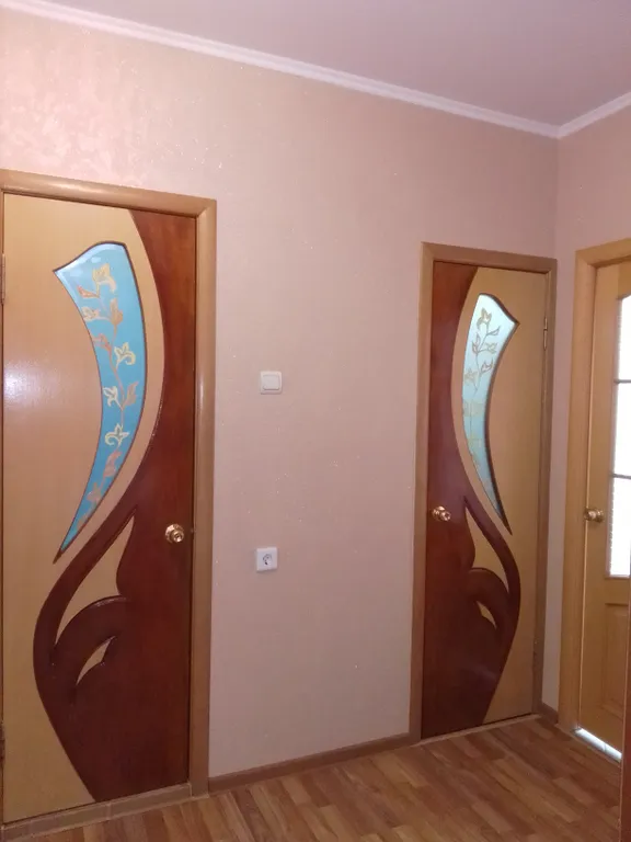 Квартира у автовокзала, Мегагринн