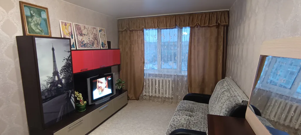 Уютная квартира возле Ледового дворца — аренда посуточно в Псков