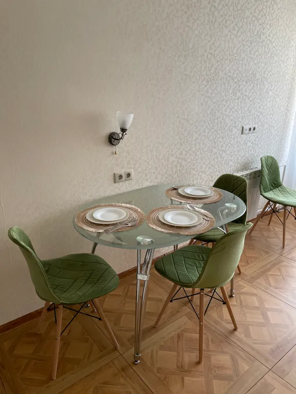 3 комнатная квартира недалеко от исторического центра