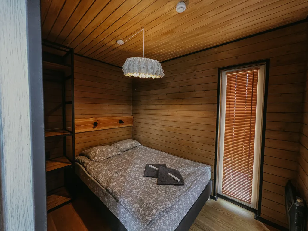 Плавучий дом Лосось