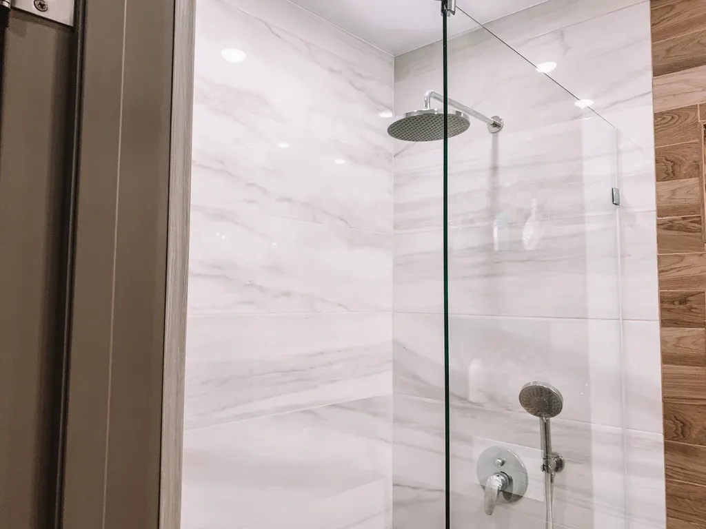 Стильные 2-к. апартаменты с отдельной кухней и видом на сосновый бор