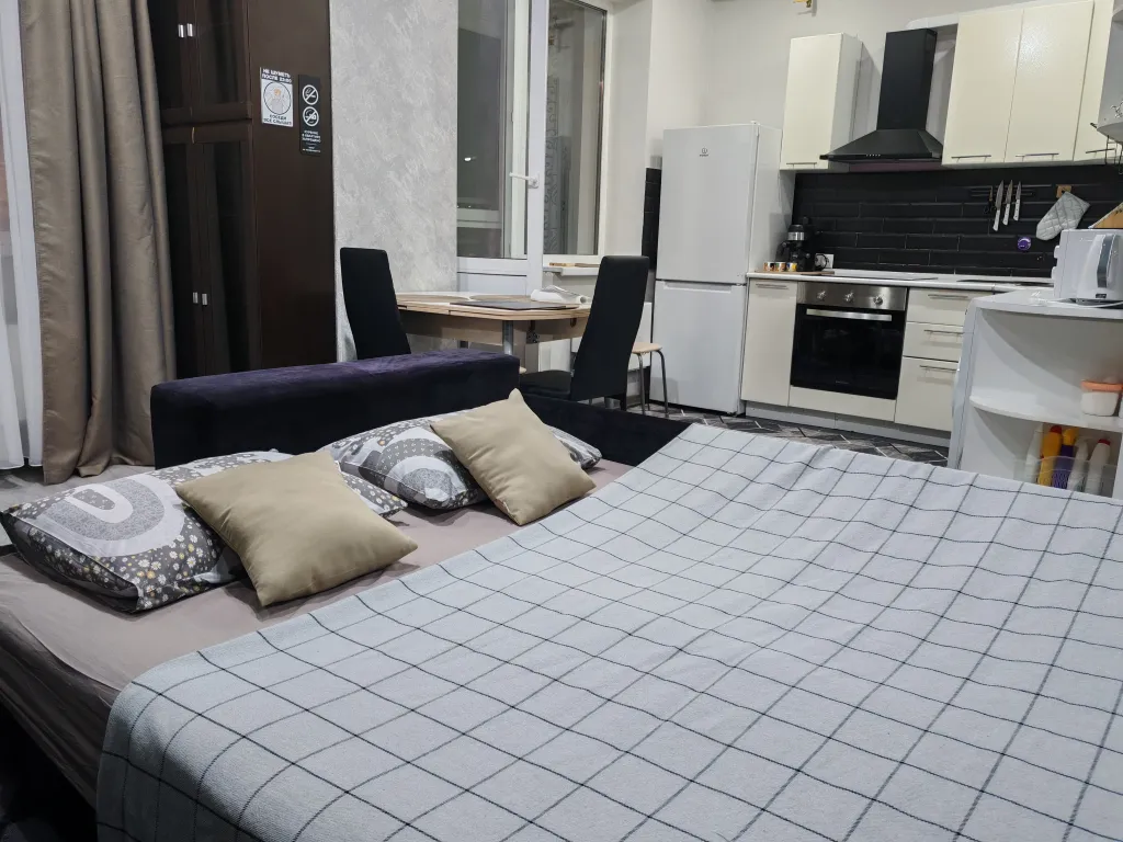 Студия черно-белое кино