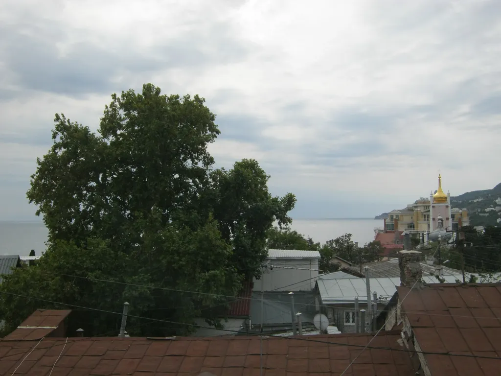 Уютная квартира в центе с видом на море