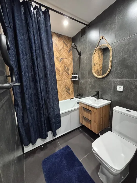 Квартира у метро со свежим ремонтом и новой мебелью