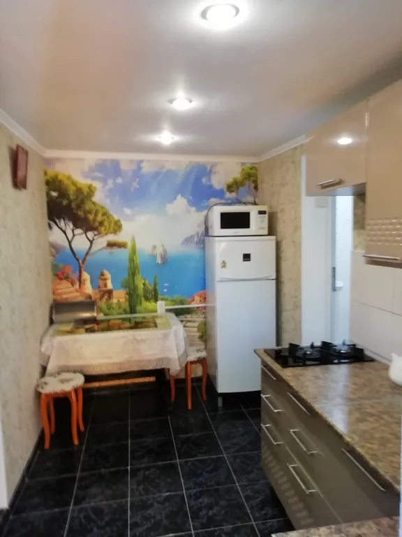 Однокомнатная квартира с двориком — аренда посуточно в Алушта