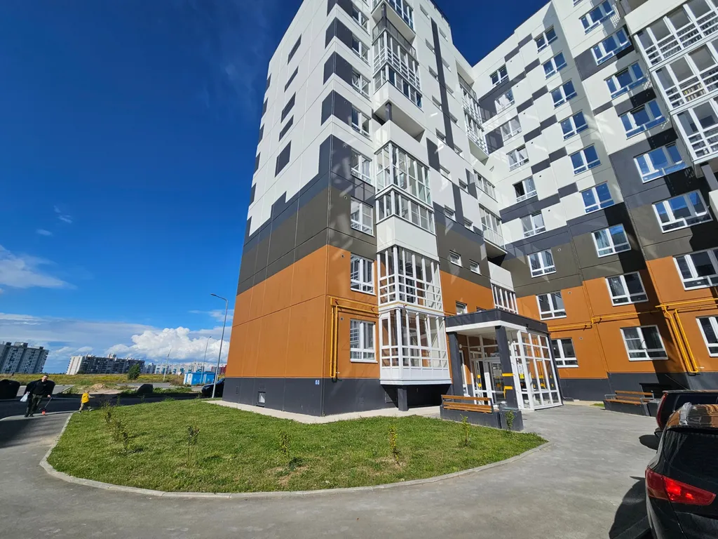 Дизайнерская квартира с посудомоечной машиной и в 10 минутах от центра