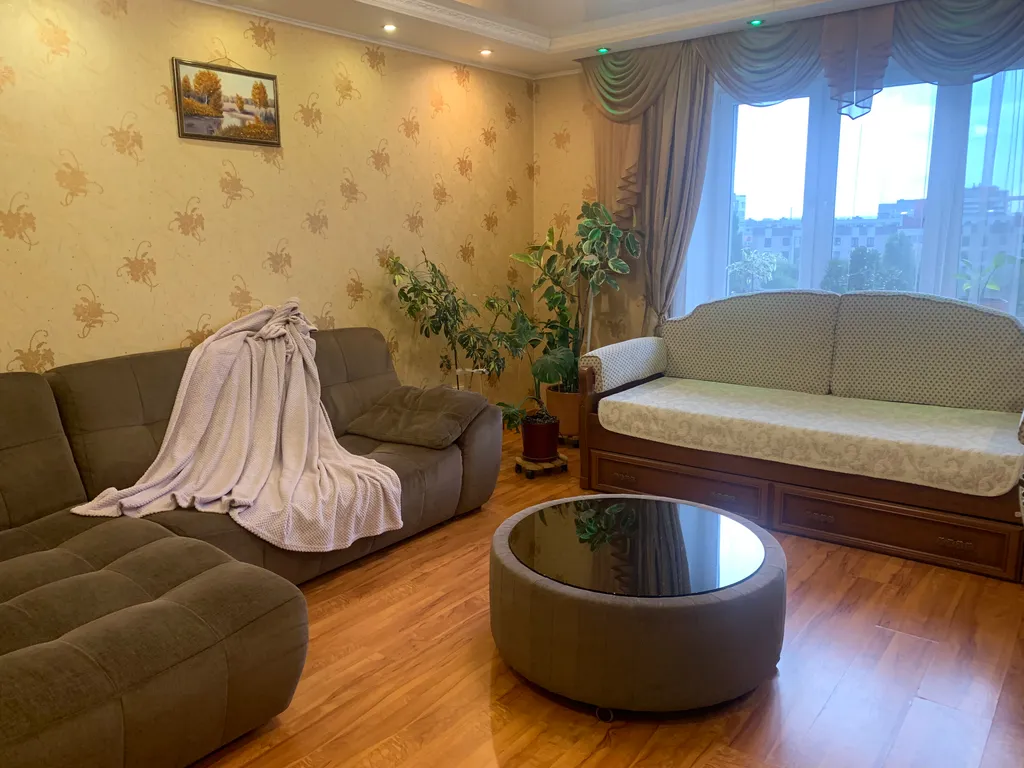 Квартира Трехкомнатная квартира в центре Парус — Калининград