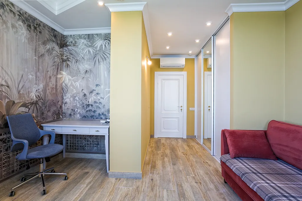 Трёхкомнатный апартамент с видом на море