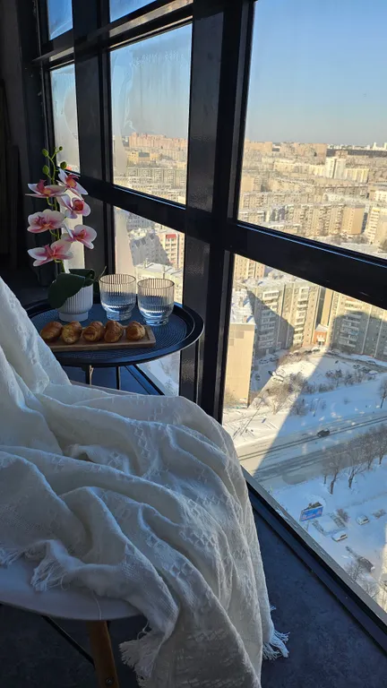 Комфорт с видом на ла трактор, вид на город с 26 этажа