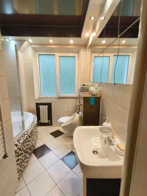 Квартира Трёхкомнатные апартаменты с террасой в немецком особняке — Калининград