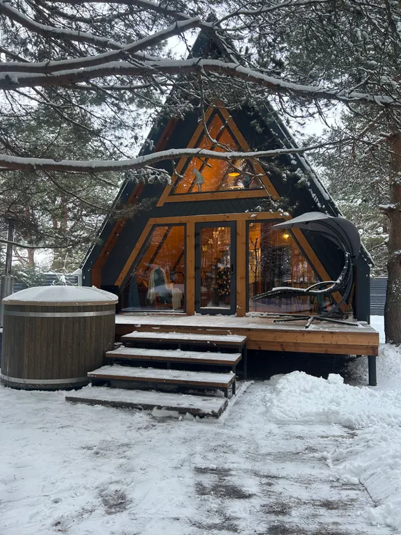 Уютный дом а-фрейм