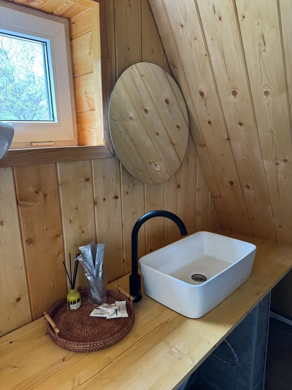 А фрейм в тихом месте