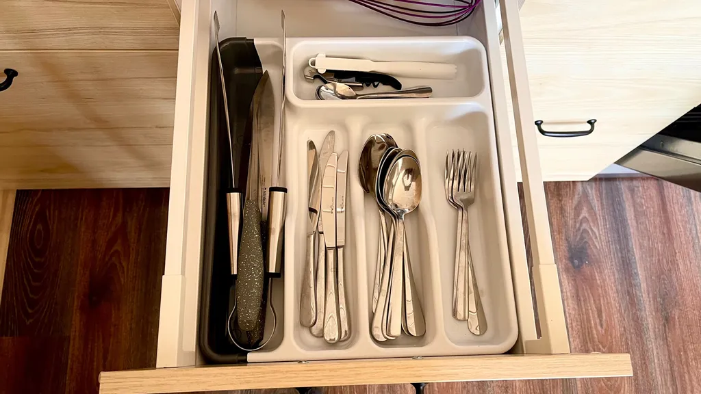 Иван-дача рядом с парком кудыкина гора