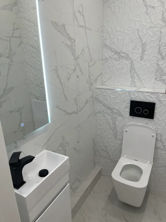 Апартамент 42