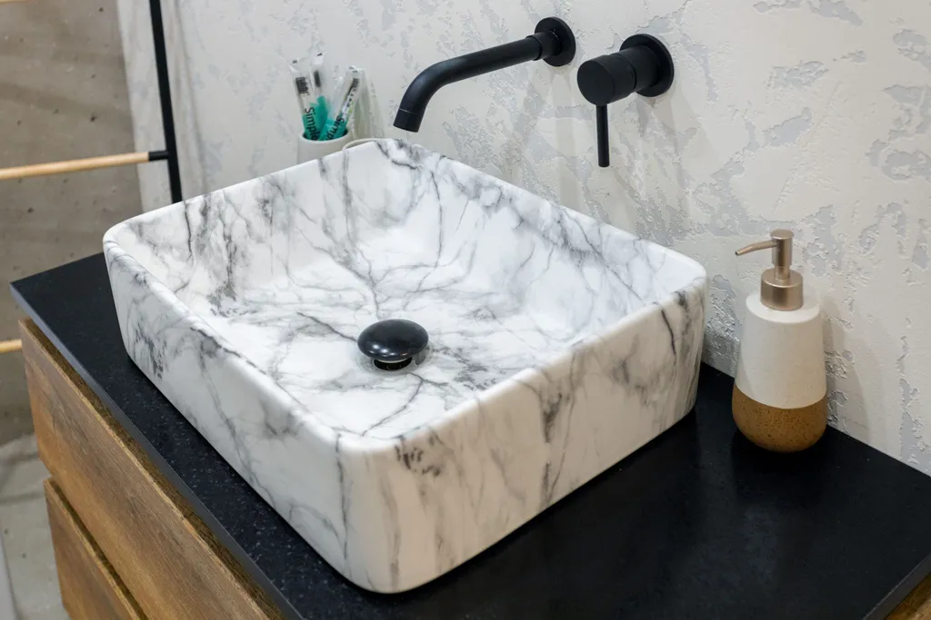 Сканди-шик с сауной и панорамным видом в центре