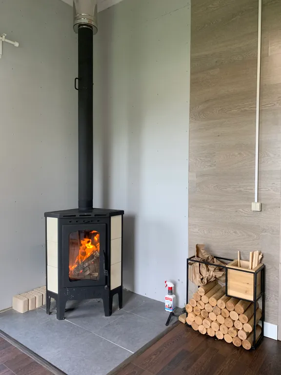 Коттедж Дом с террасой, камином, финской сауной на краю деревни с видом вдаль — Степаново