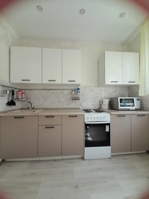 Светлая в центре города