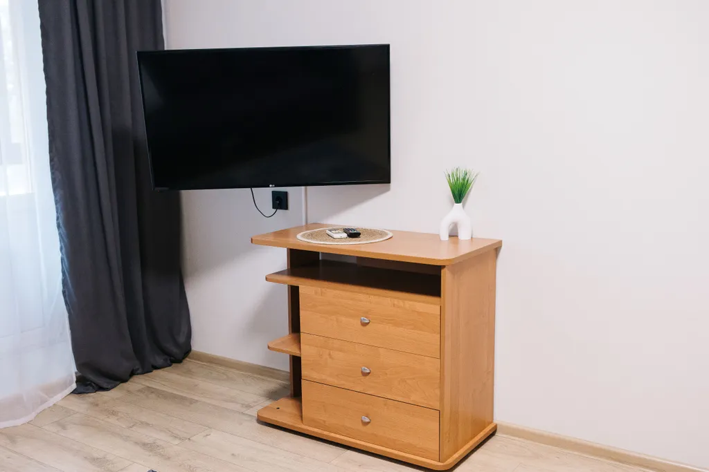 Двухкомнатная квартира рядом с площадью Ленина