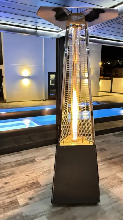 Вилла с подогреваемым бассейном