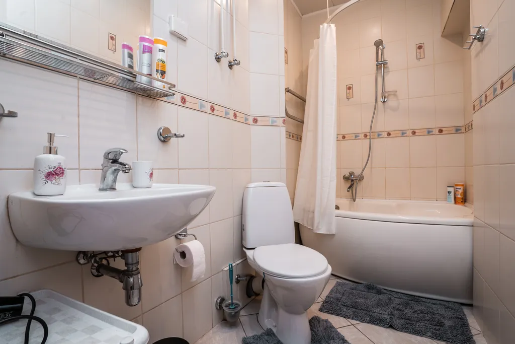 Просторная светлая 3-ех комнатная квартира в центре Риги