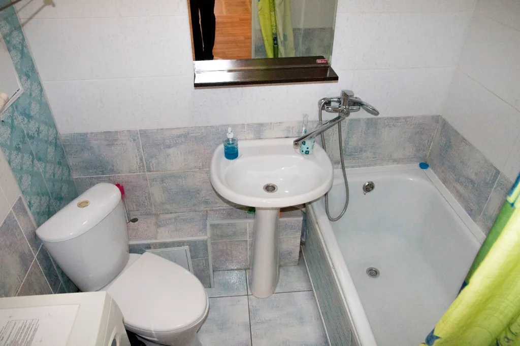 Хорошая двухкомнатная у ДК Металлургов