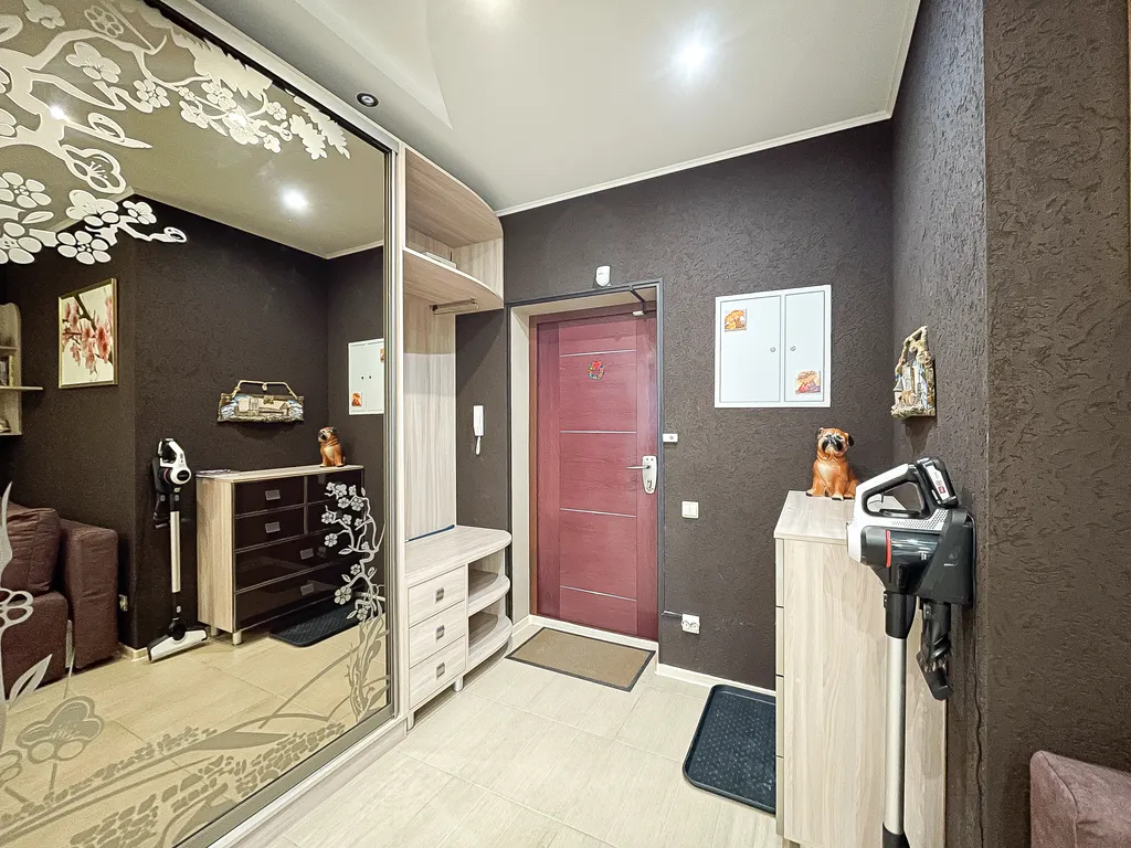 Просторная квартира в центре с видом на залив и замок