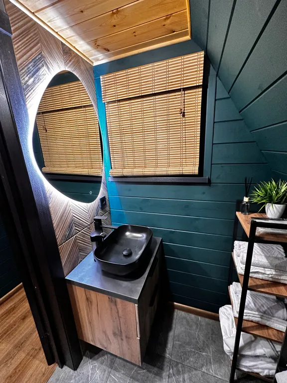 Darhaus домик с чаном в лесу