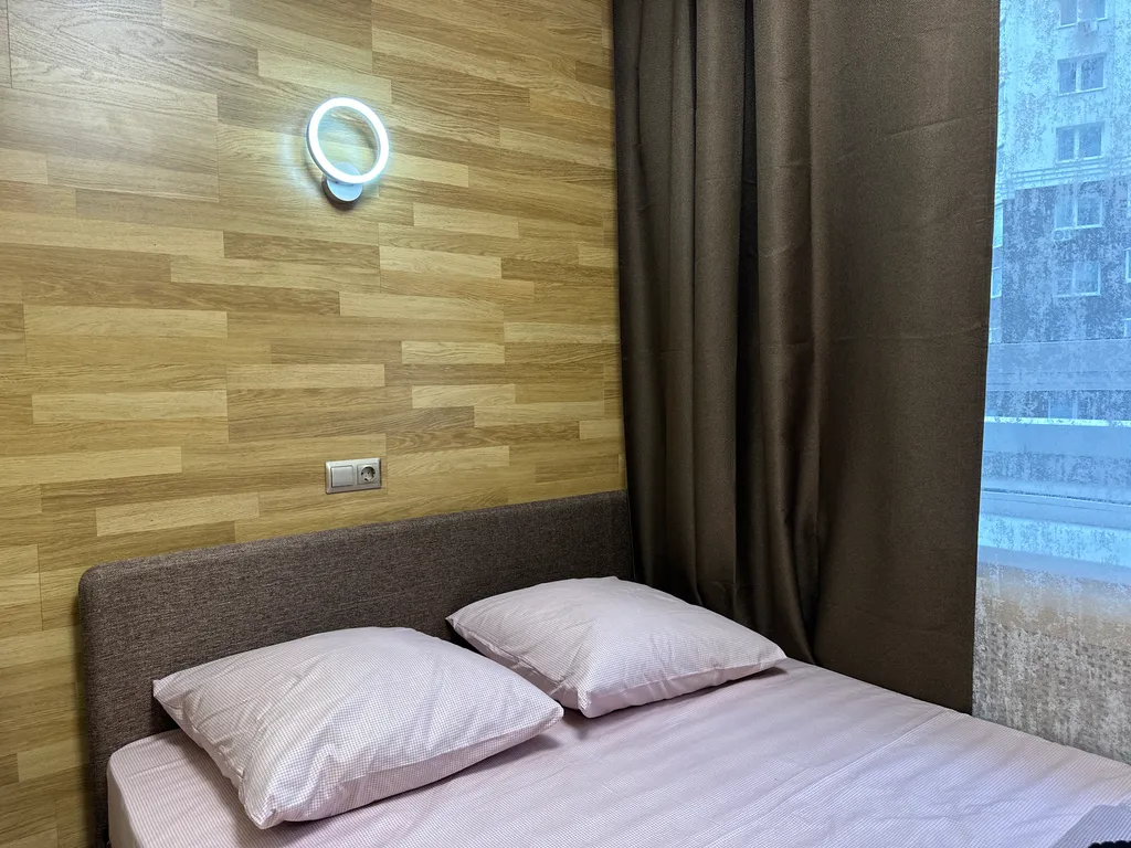 Cтудия Огонь рядом стадионом Торпедо