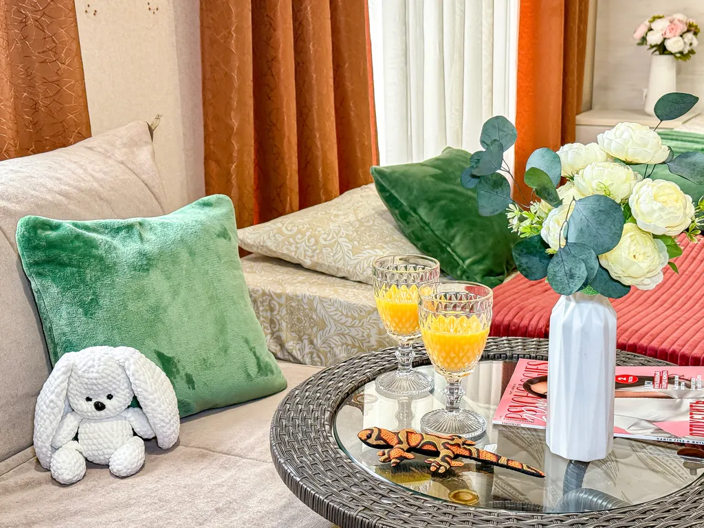 Номер на 4 человек с кухней на 1 этаже в центре, в 7 минутах до моря