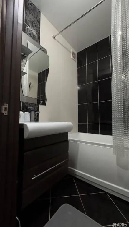 Квартира Просторные апартаменты — Элиста